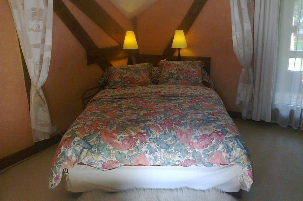 Siewierz: Traditionelle Holzdatscha, privater Pool, Schlafmöglichkeit 10 in Schlesien