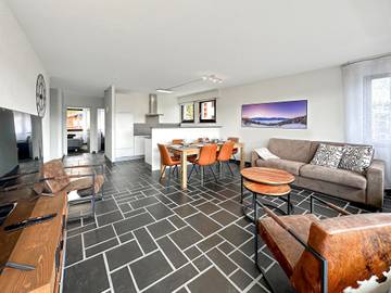 Gîte pour 8 personnes, avec balcon à Lens (Suisse)