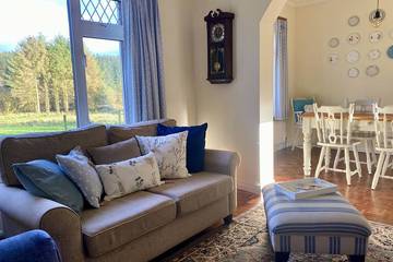 Log Cabin for 5 People in County Fermanagh, Photo 3