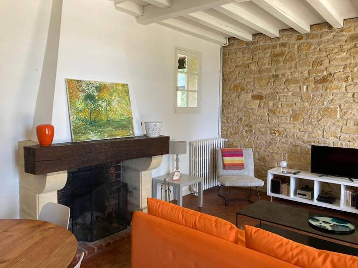 Location de vacances pour 6 personnes, avec vue ainsi que jardin et piscine à Trémolat - 3