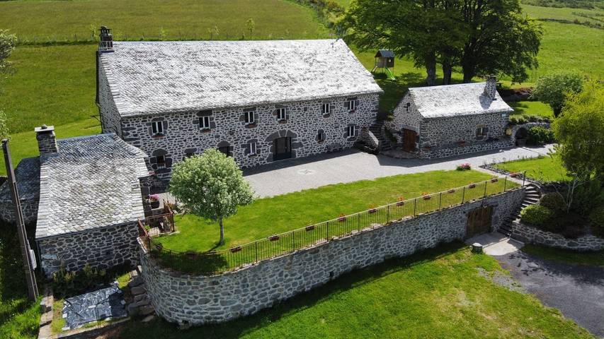 Gîte pour 13 personnes, avec Terrasse