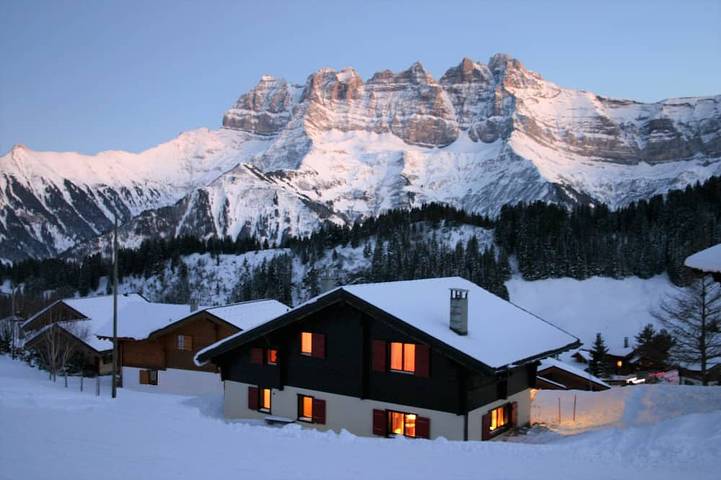 Chalet pour 8 personnes, avec Balcon et Jardin