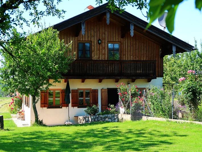 Ferienwohnung für 2 Personen, mit Balkon und Garten im Chiemgau - 2