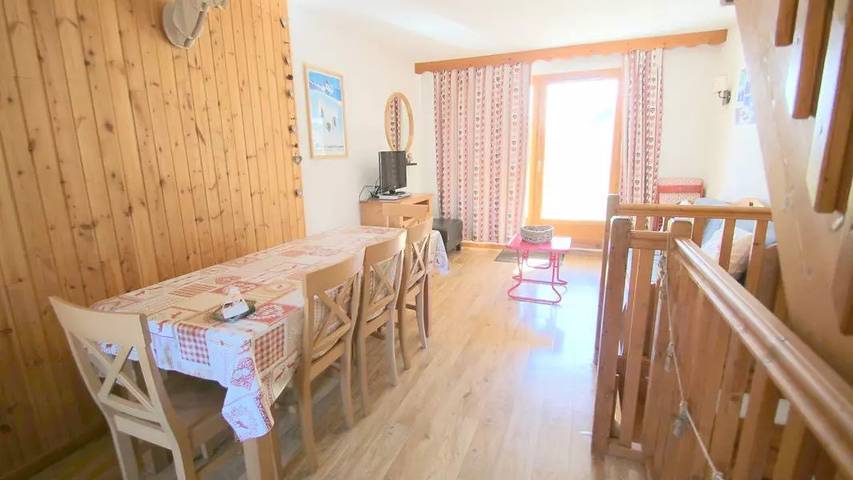 Gîte pour 8 personnes, avec vue ainsi que piscine et balcon à Puy-Saint-Vincent - 3