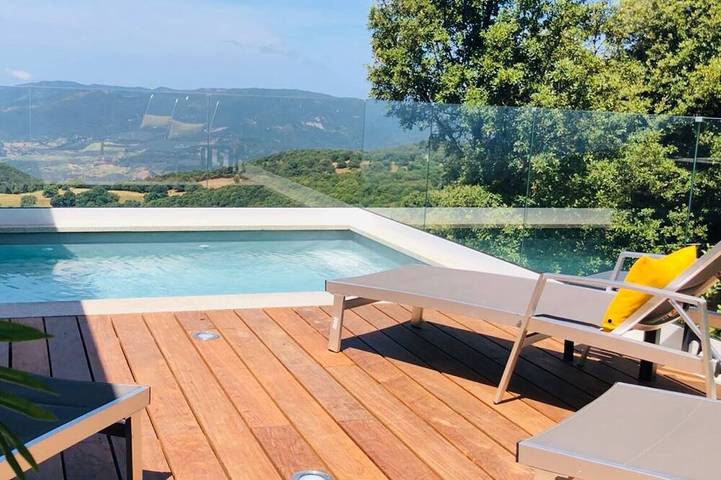 Location de vacances pour 6 personnes, avec Balcon et Jardin à Casalabriva