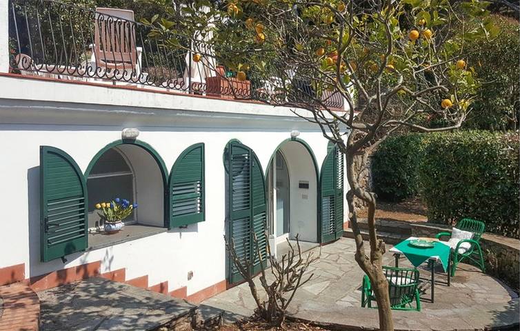 Casa vacanza per 8 persone, con Terrazza e Giardino a Anacapri