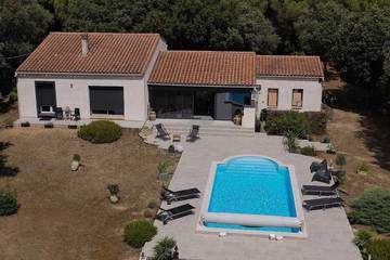 Cottage pour 2 personnes, avec jardin et terrasse à Ventenac-Cabardès
