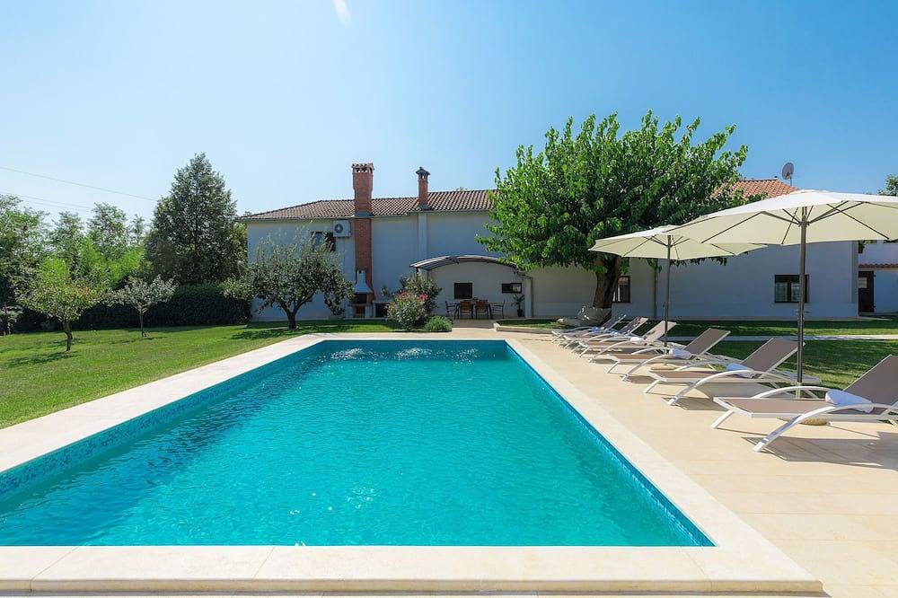Casa vacanza a Gimino a partire da 386€ a notte