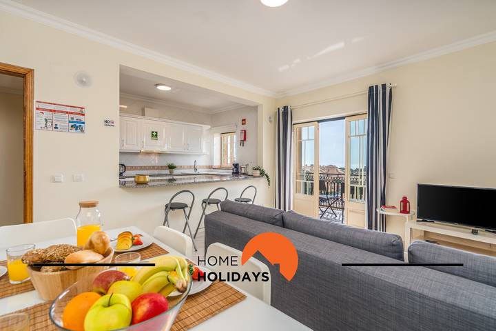 Apartamento inteiro, #271 2Br Bicos | Bright & Central in Praia da Oura, Albufeira e Olhos de Água