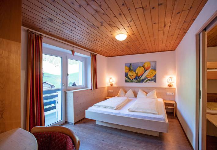 Ferienwohnung für 6 Personen, mit Balkon in Gargellen - 2