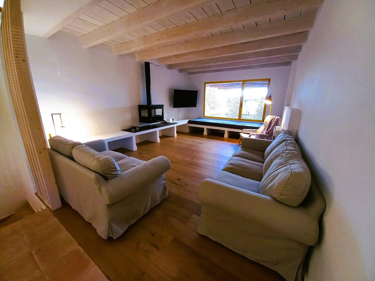 Casa Groga, para 6 personas, pequeña piscina privada, chimenea, wifi, A/A,  . . . in La Armentera, Alt Empordà