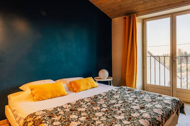 Location de vacances pour 14 personnes, avec jardin et piscine à Eygalières - 4