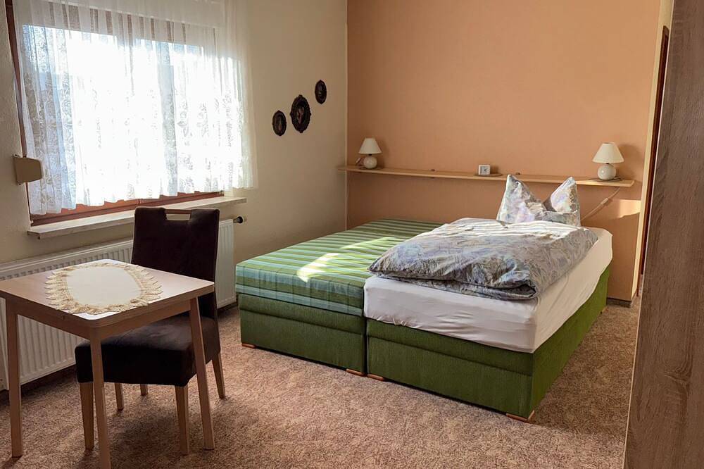 Ganze Wohnung, Doppelzimmer 2 - Zimmervermietung Handschack in Cottbus, Lausitz