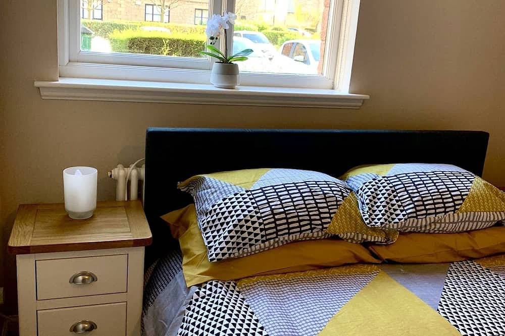 Entire apartment, Roseburn Edinburgh Beautiful 2 Bedroom Apartment in Edinburgh, Edinburgh and Lothian