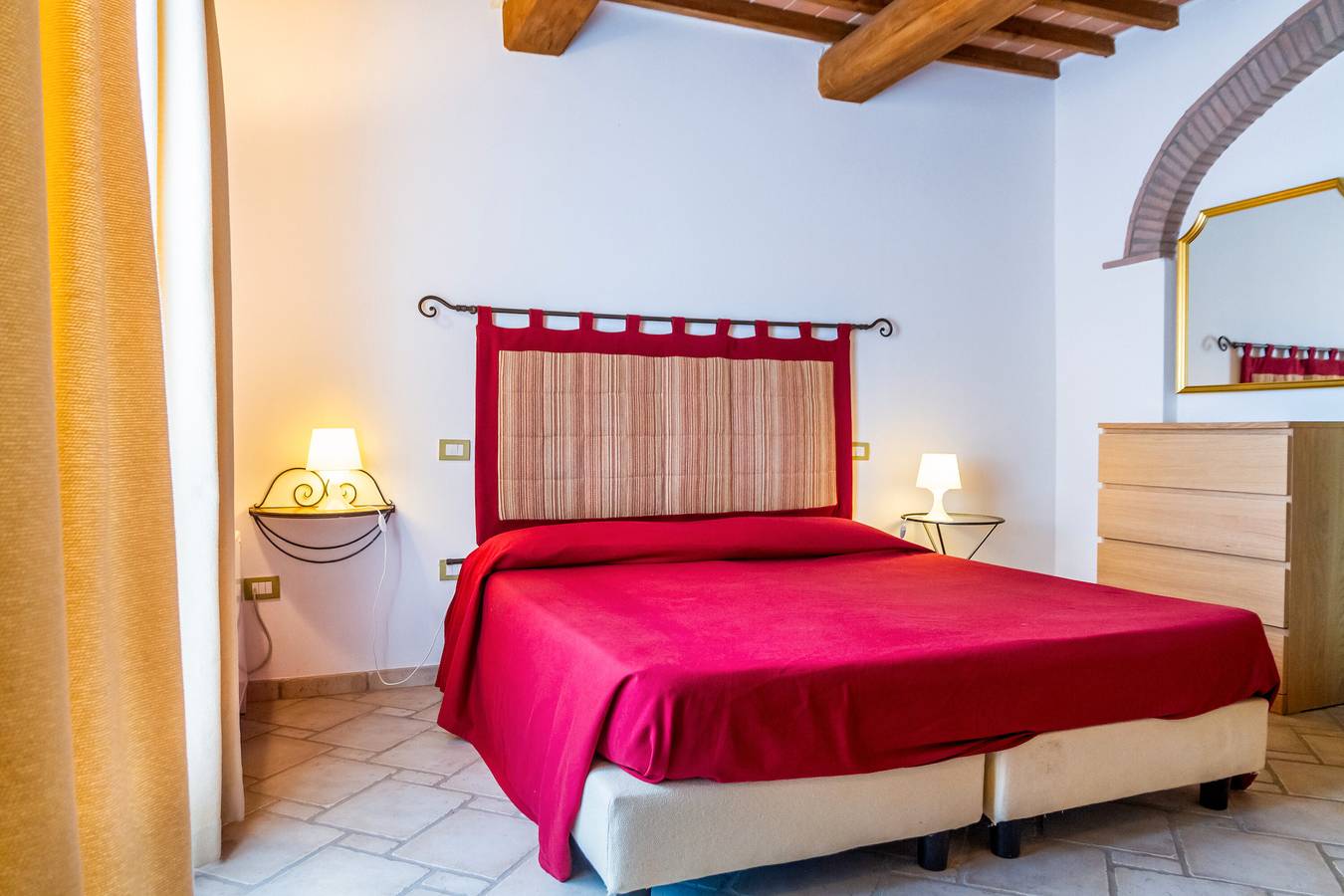 Ganze Wohnung, Ferienwohnung 'Ilaria' mit Gemeinschaftspool, Wi-Fi und Klimaanlage in Campiglia Marittima, Etruskische Küste