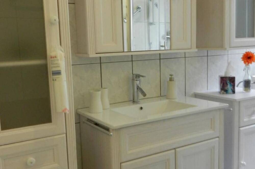 Ganze Wohnung, Preiser in Schieder-Schwalenberg in Schieder, Schieder-Schwalenberg