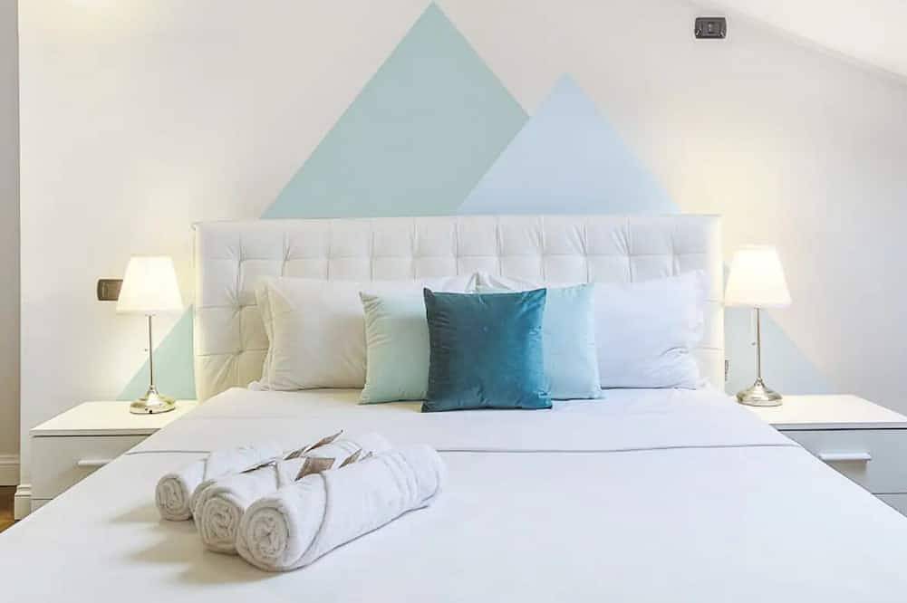 Historic Villa in Como Center + 4 free parking in Como, Lake Como