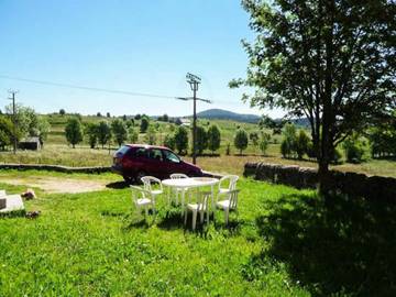 Gîte pour 6 Personnes dans Saint-Laurent-de-Muret, L'Aubrac, Photo 2
