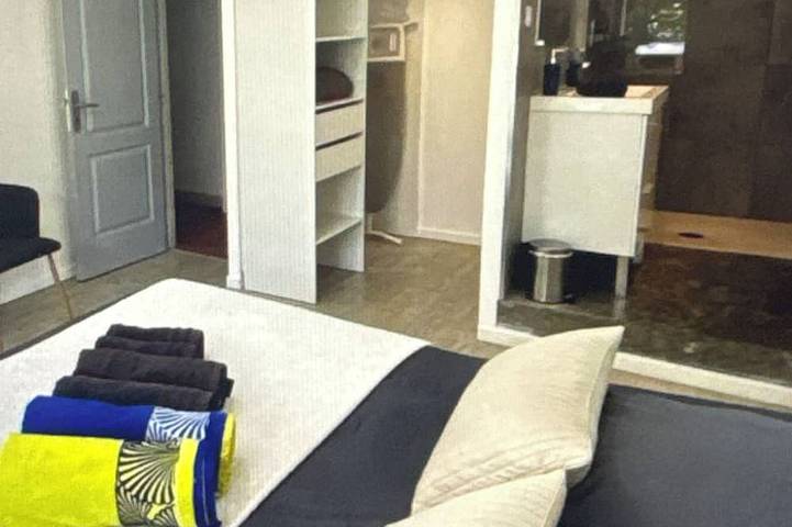 Location de vacances pour 8 personnes, avec jardin et jacuzzi à Saint-Denis (Aude) - 2