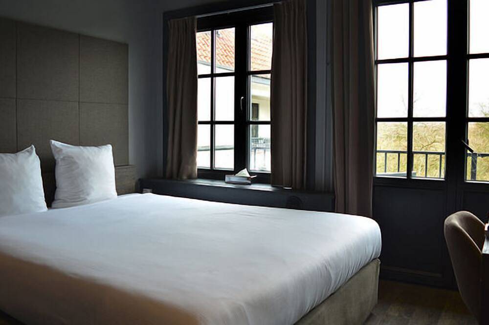 Serene Sanctuary | Perfect for Relaxation Near Scenic Outdoor & Beach Vibes in Wassenaar, Stadsgewest Haaglanden