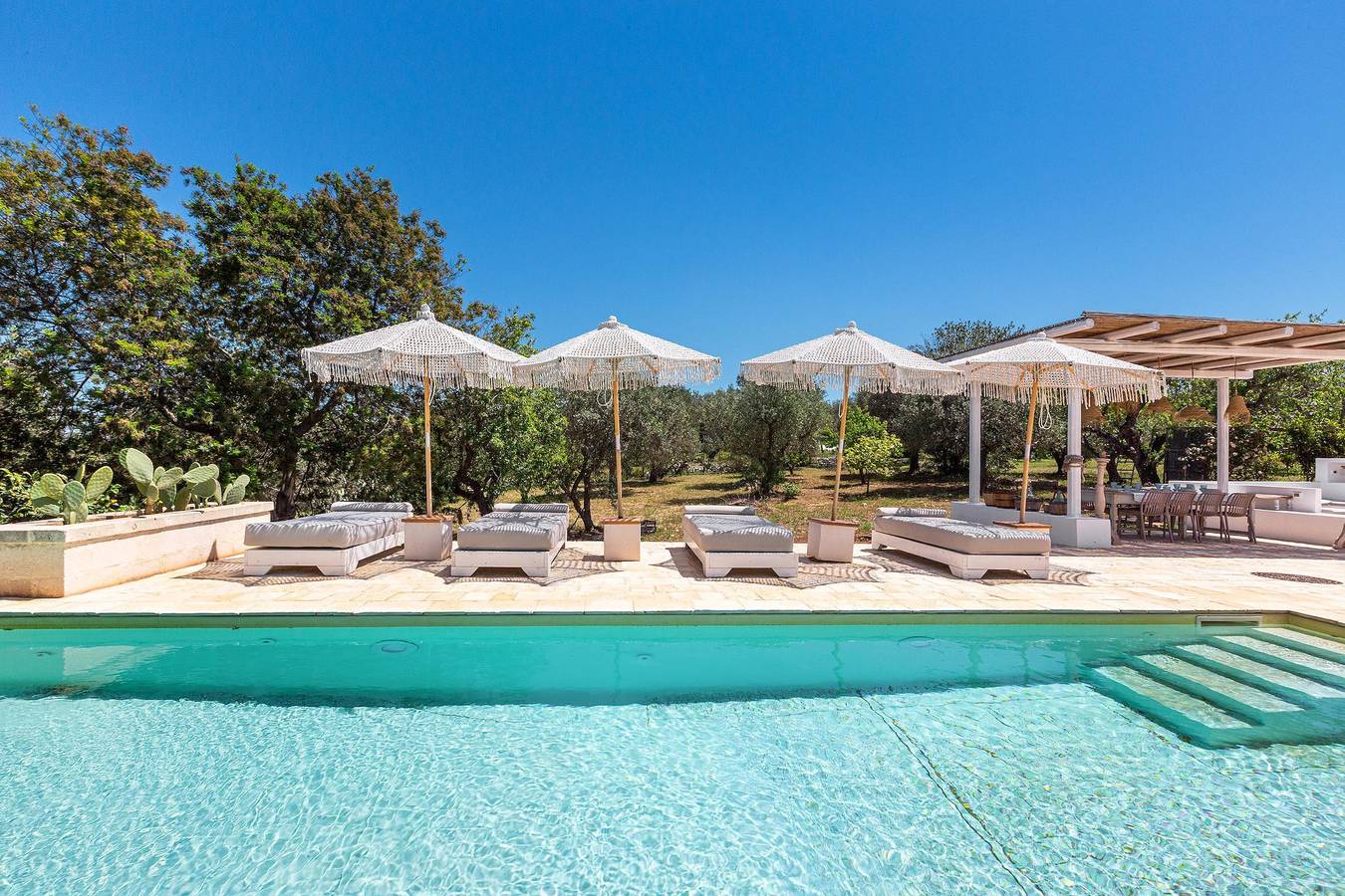 Trullo für 7 Personen mit Pool in Certosa, Ostuni