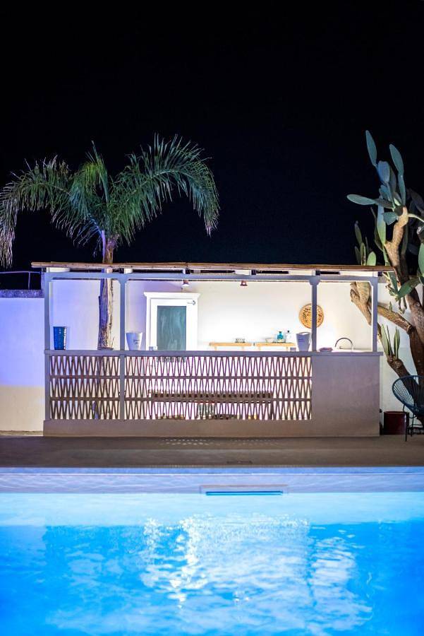 Villa pour 6 personnes, avec piscine ainsi que jardin et vue à Lecce - 4