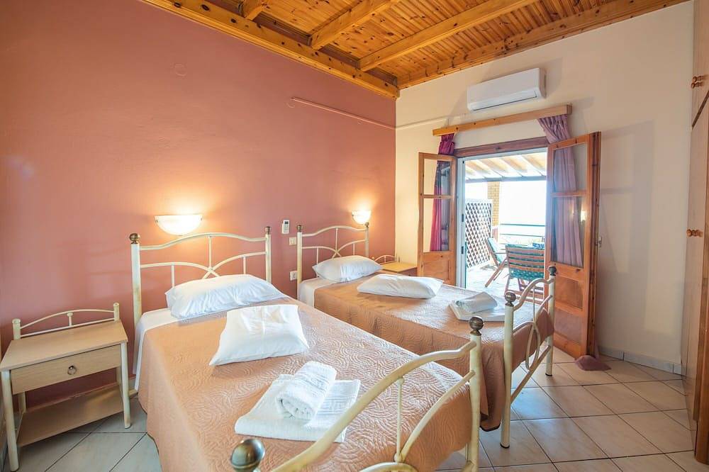 Ganze Wohnung, Rainbow apartment C,Pelekas Strand,40 Meter vom Meer entfernt in Pelekas, Griechenland