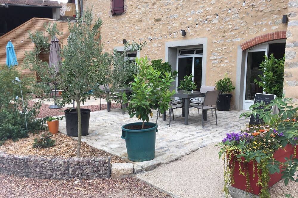 Zwischenstopp und Ferienhaus am Fuße des Nivernais-Kanals in Châtillon-en-Bazois, Nièvre
