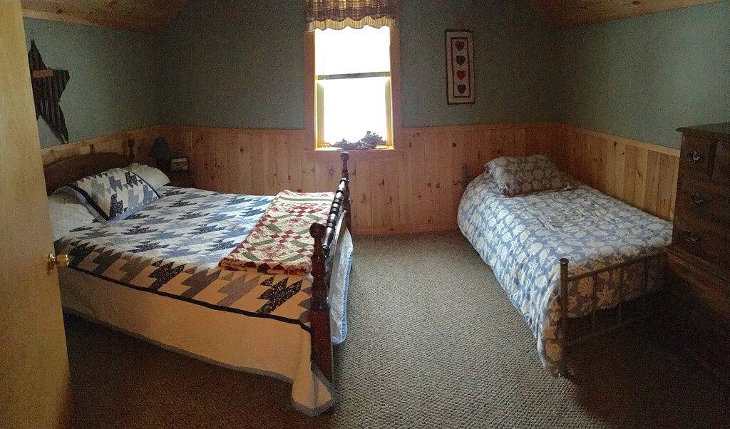 Gemütlicher 3-Zimmer-Rückzugsort am See mit zahlreichen Annehmlichkeiten und Zugang zum Wanderweg in der Nähe! in Aroostook County