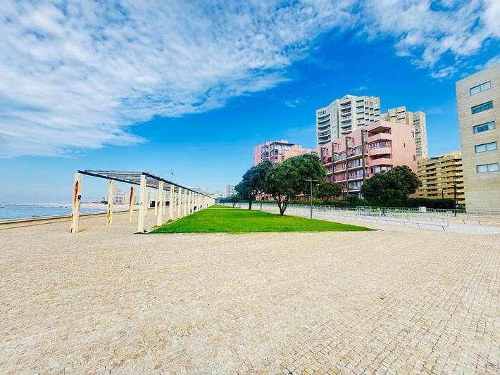 Apartamento de férias para 4 pessoas, com varanda e vista em Póvoa de Varzim