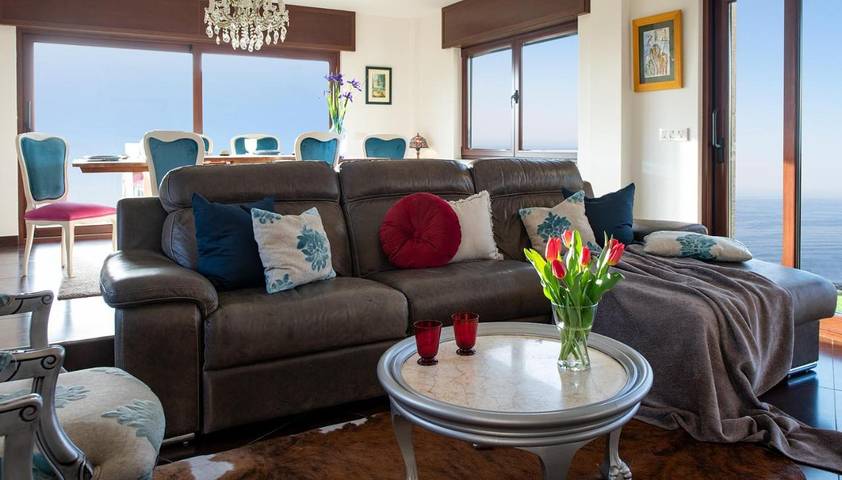 Casa rural para 12 personas, con vistas al lago y vistas además de piscina y jardín en Comarca de Noia - 4