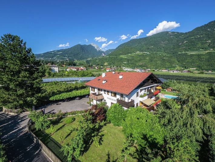 Ferienwohnung für 4 Personen, mit Garten und Ausblick sowie Balkon in Meran - 4