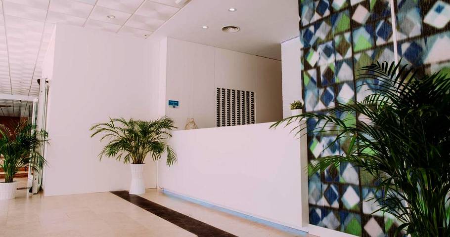 Hôtel pour 2 personnes, avec piscine et terrasse à Playa de Gandía - 2