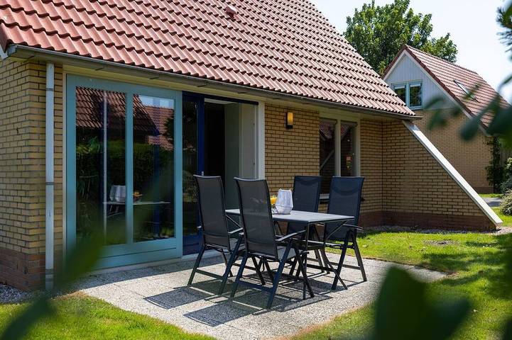 Ferienhaus für 6 Personen, mit Garten und Pool in Andijk