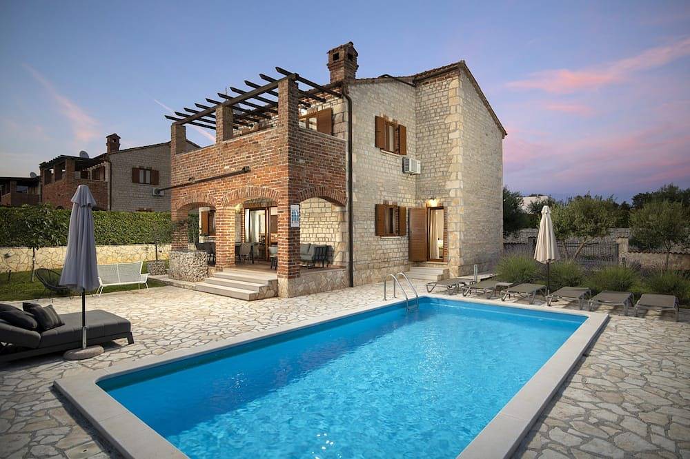 Casa vacanza a Sanvincenti a partire da 212€ a notte