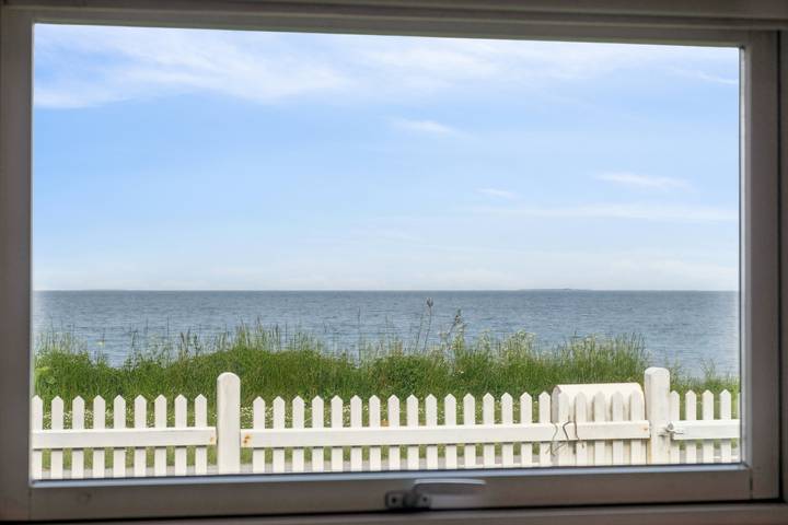 Lovely holiday home panoramic view over the sea in Kongsmark Strand, Slagelse