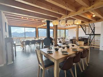 Chalet pour 15 personnes, avec sauna ainsi que terrasse et jacuzzi à Notre-Dame-de-Bellecombe