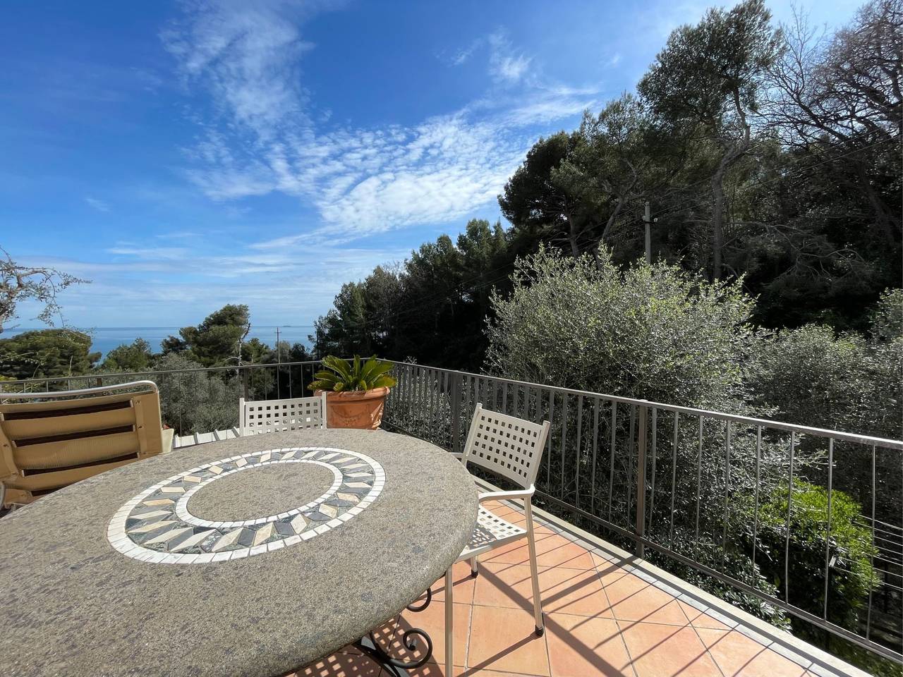 Apartamento entero, Junges Haus' Wohnung mit Wasserblick in Diano Marina, Diano Marina Municipio