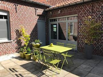 Chambre d’hôte pour 4 personnes, avec vue et jardin à Mont-de-l'Enclus