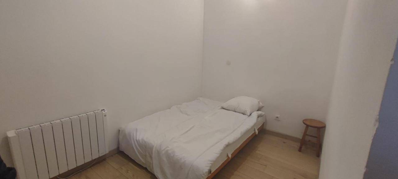 Appartement entier, One-Bedroom Apartment in Revest-du-Bion, Région de Forcalquier