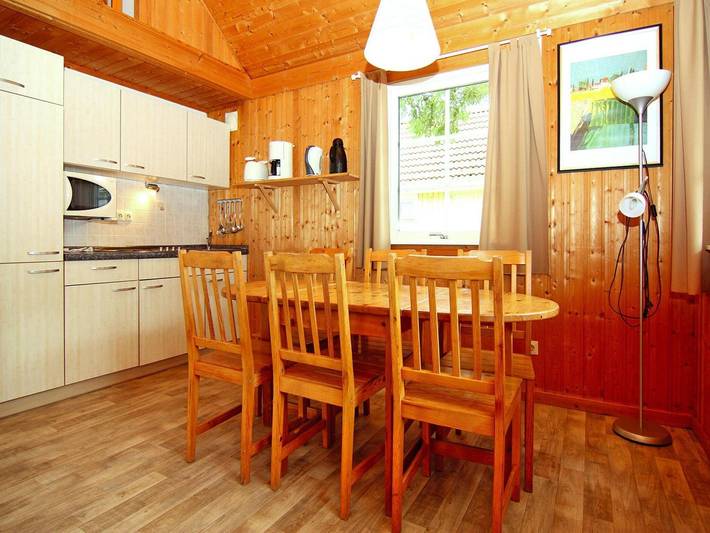Ferienhaus für 6 Personen, mit Terrasse und Pool sowie Sauna in Nienhagen (Rostock) - 4