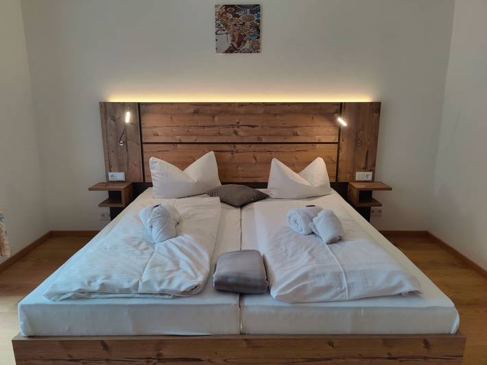 Ferienwohnung für 8 Personen, mit Pool und Garten in Neukirchen (Niederbayern)