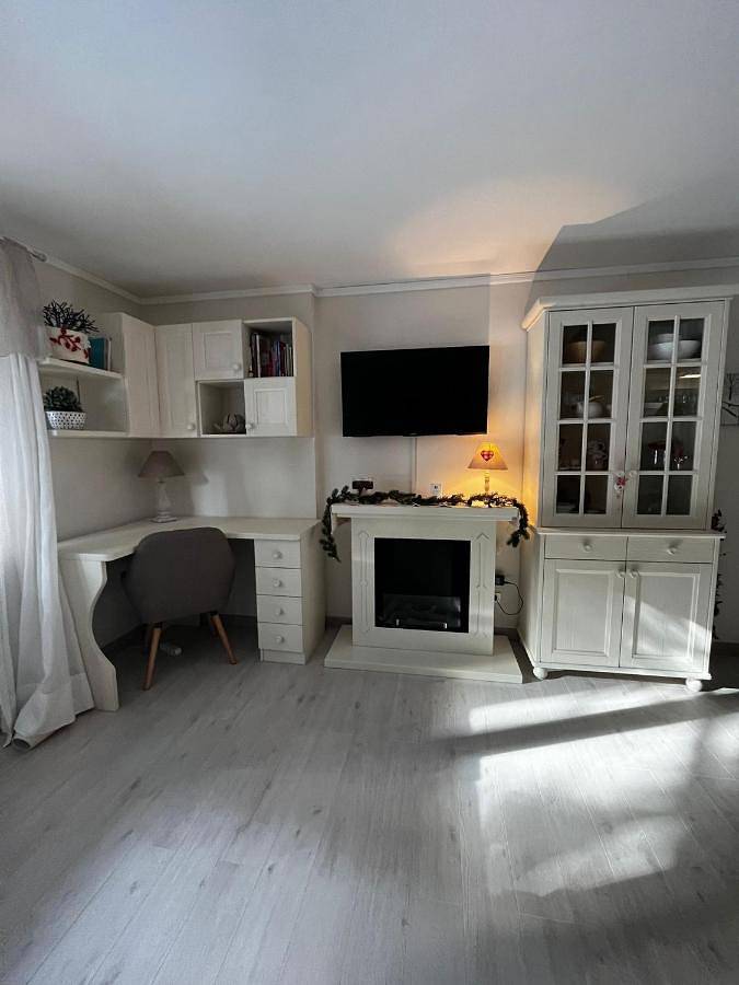 Gîte pour 4 personnes, avec jardin et vue dans Morgex