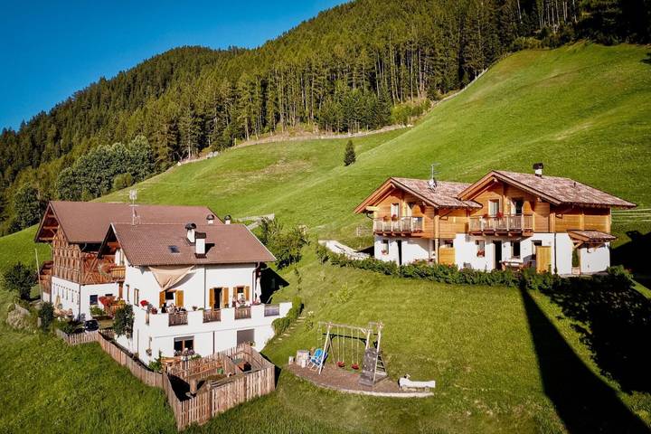 Appartamento intero, Appartamento 'Hütterhof Aschbach "Löwenzahn"' con vista montagna, balcone e Wi-Fi in Rio Lagundo, Lagundo