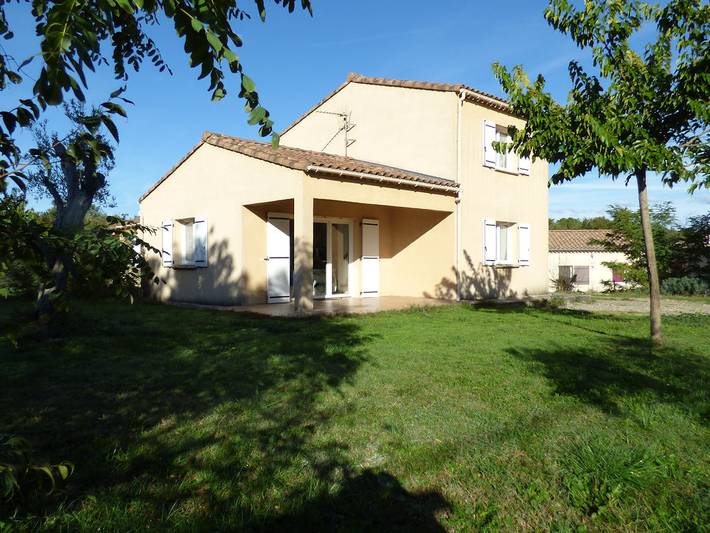 Gîte pour 6 personnes, avec terrasse et jardin, animaux acceptés