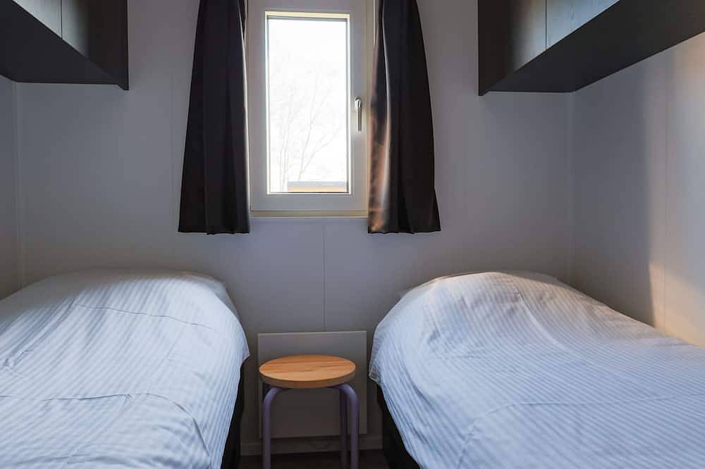 New Luxury Lodge with Meadow View - near National Park Drents-Friese Wold! in Drenthe