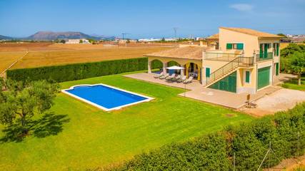 Villa in Sa Pobla, Mallorca Norden für 8 