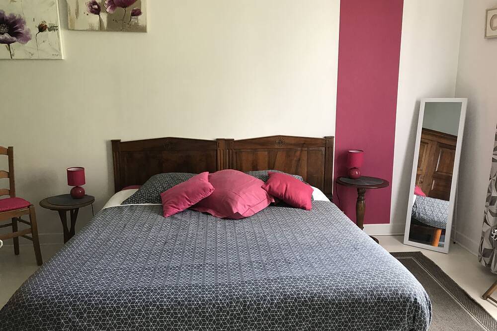 Chambre dans maison bord de plage, petit déjeuner offert in Royan, Côte de Beauté