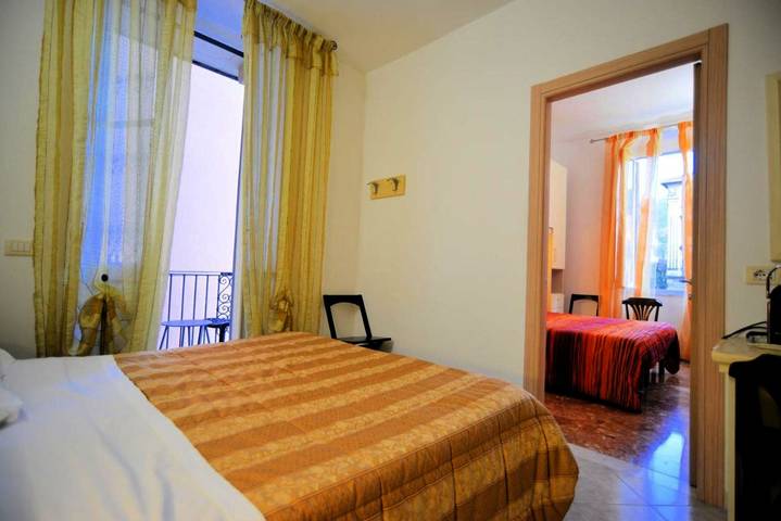 Maison d’hôte pour 2 personnes, avec balcon et vue dans Levanto - 4