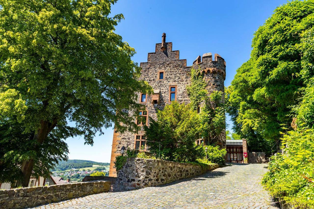 Burghotel Staufenberg in Staufenberg, Lahntal